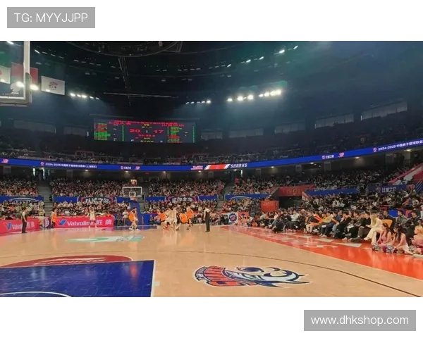 山东胜深圳 琼斯崩盘 3人表现出色